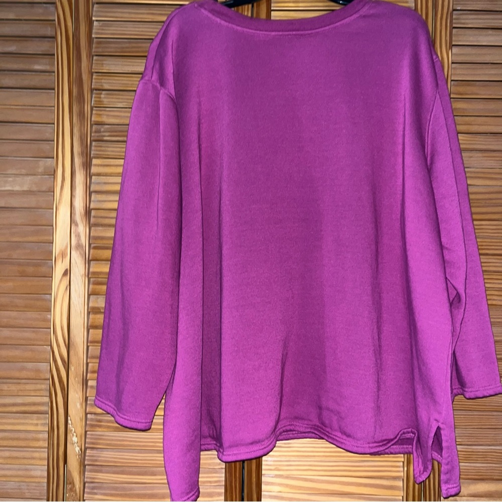 All American Comfort Long Sleeve Embroidered‎ Flowers Berry Sweatshirt 3X - Picture 2 of 11